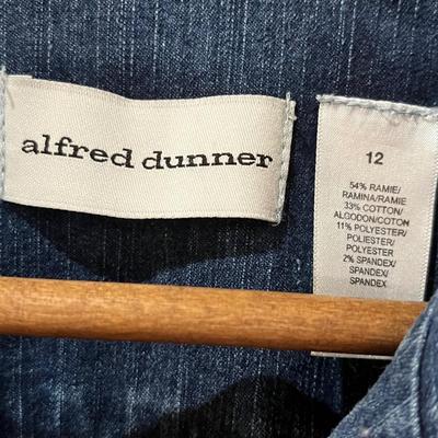 ALFRED DUNNER ~ Size 12 ~ Sparkly Embroidered Stretch Denim Jacket