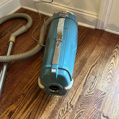 Vintage Electrolux Canister Vacuum (LR-RG)