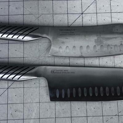 TECHNIQUE 7" Kohaisu & 7" Santoku Knives 