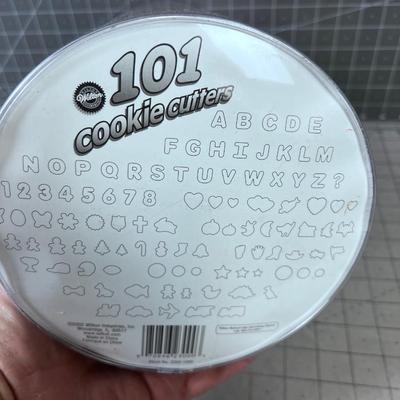 Wilton 101 Cookie Cutters 