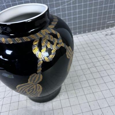 Matching Vase Black and Gold Decorative