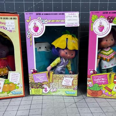 Vintage 1970's Strawberry Shortcake Dolls 