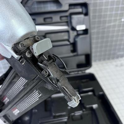 Porter ~Cable Brad Nailer
