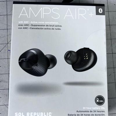 AMPS Air + Ear Buds NEW in the Box