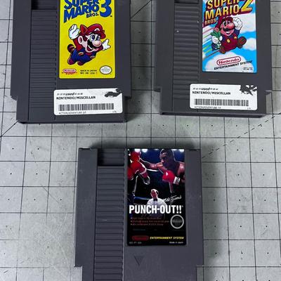 3 Nintendo Games Super Mario 