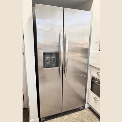 FRIGIDAIRE ~ 2021 Stainless Steel Side By Side Refrigerator