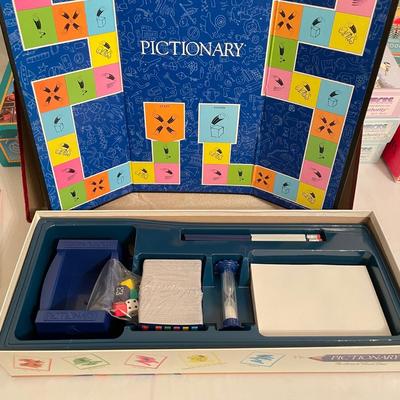 Pictionary, Puzzles, Scattergories & More (DR-SS)