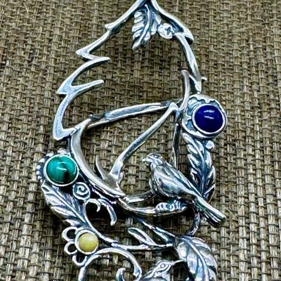 LOT 42 - Sterling Pendant w/ Birds Fritz Cause