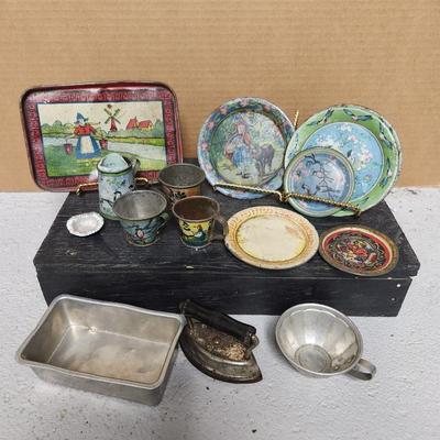 Antique child's metal kitchen play items