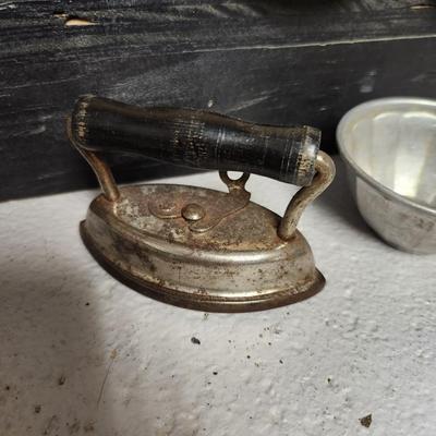 Antique child's metal kitchen play items