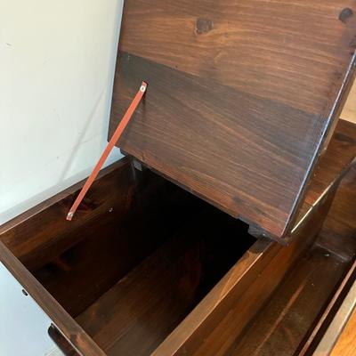 Vintage Kling Colonial Dough Box Table