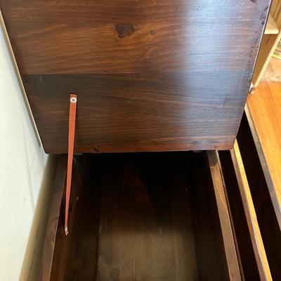 Vintage Kling Colonial Dough Box Table