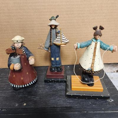 WillieRaye trio of figurines