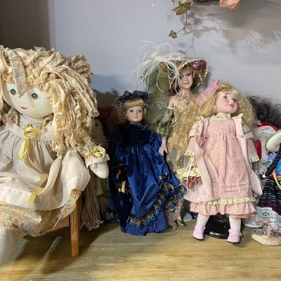 Lot of Dolls - Shelf 3