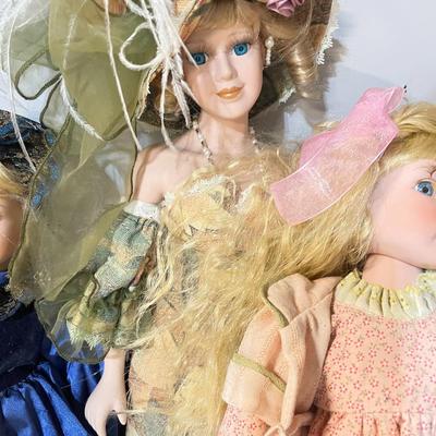 Lot of Dolls - Shelf 3