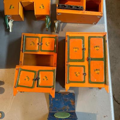 Vintage orange play kitchen set