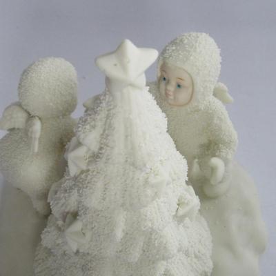 Older Dept 56 Snowbabies Larger Figurine: Decorating The Tree