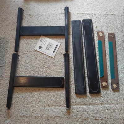 Vintage Brunswick Town House Bumper Pool Table (B1-BBL)