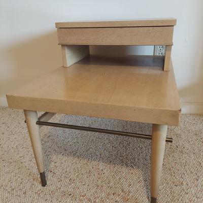 American of Martinsville Two-Tiered Nightstand (B2-BBL)