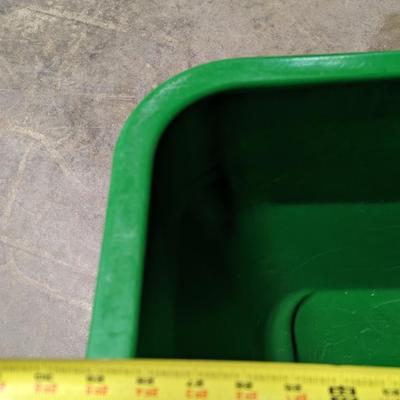 Pull Behind John Deere Spreader