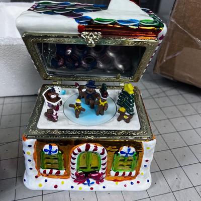 NEW Set of 3 Diorama Music Boxes, Mercury Glass NICE! NEW Train, Cottage and Tree