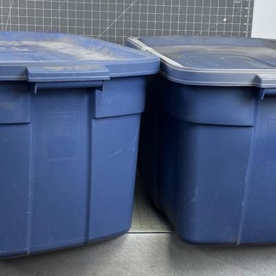 (2) 25 Gallon  Large Rubber Maid Totes with Lids