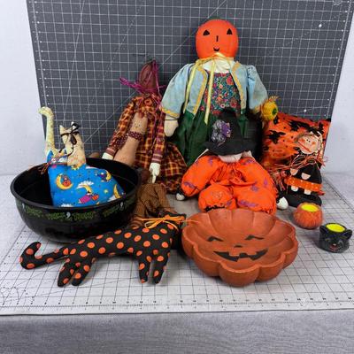 Large Lot of GREAT Halloween Things