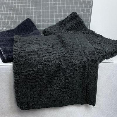 3 Black Rugs 