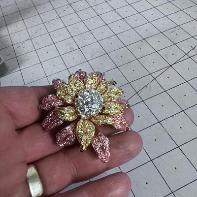 Nolan Miller Glamour Collection PIN Flower 