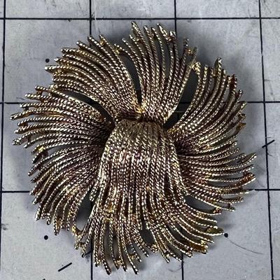 Joan Rivers GOLD Tone Brooch 