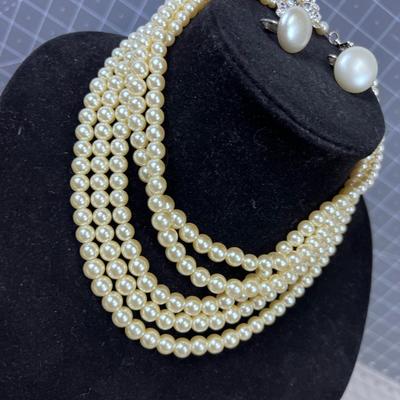 Pearly Necklace with Butterfly Clasp Plus Clip on Earrings