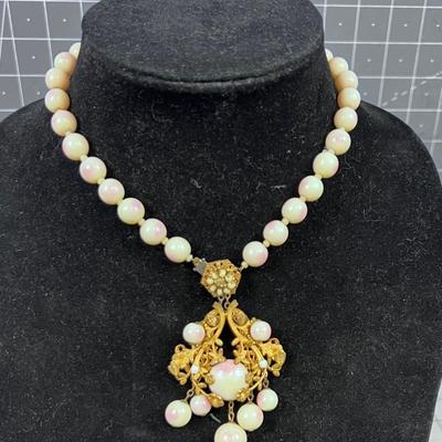 MY FAVORITE Mirium Haskell Choker Style WOW! Pink & White Beads 