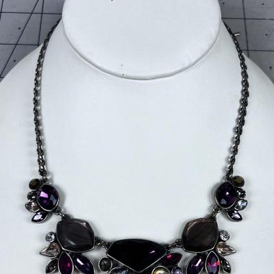 CHLOE ISABEL Chocker in the Purple Tones
