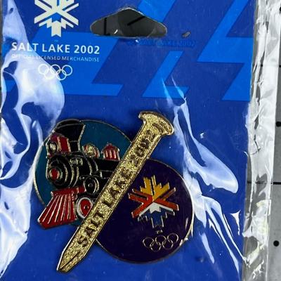 (4) 2002 Olympic Pins COLLECTIBLE