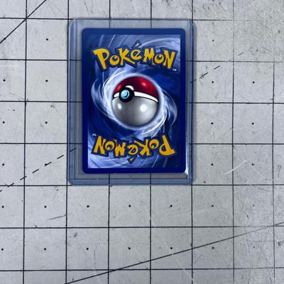 PokÃ©mon Basic  Set Card Electrode Holograph