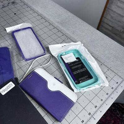 Large Lot of iPad, Kindle, Samsung: Phone and Tablets Covers