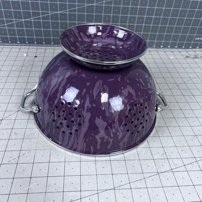 NEW  Purple Graniteware Colander with Stainless Handles (1) 