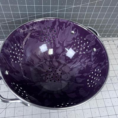 NEW  Purple Graniteware Colander with Stainless Handles (1) 