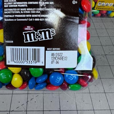 2 Jars of M & M - 1 Plain 1 Peanut SEALED