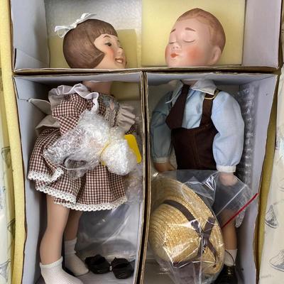 KISS KIDS HERSHEY BOY & GIRL PORCELAIN DOLLS LTD ED