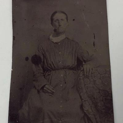  antique FAMILY HOMESTEAD & PORTRAIT PHOTOS albumen tintype
