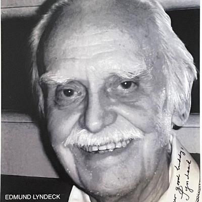 Edmund Lyndeck signed photo