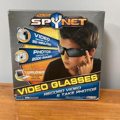 Real Tech SPYNET STEALTH RECORDING VIDEO GLASSES NEW