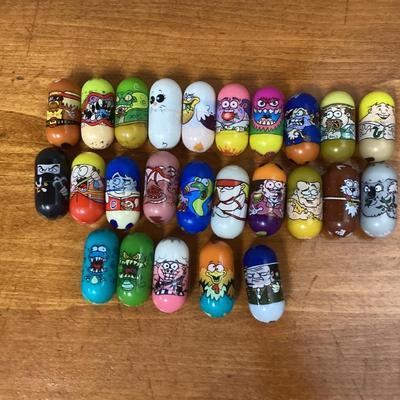 LOT OF 25 MIGHTY BEANZ