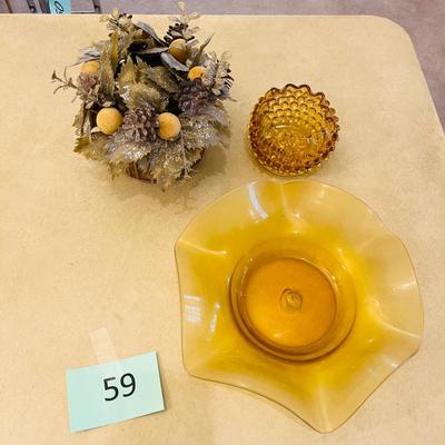 Amber decor lot