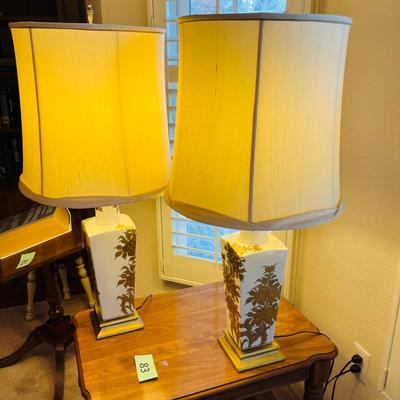 Pair of Oriental style lamps
