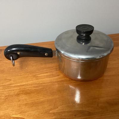 Vintage 1801 Revere Ware Copper Clad saucepan