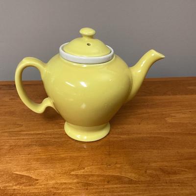 McCormick Tea Baltimore MD Yellow Ceramic Tea Pot