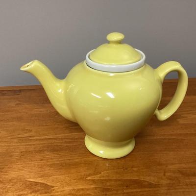 McCormick Tea Baltimore MD Yellow Ceramic Tea Pot