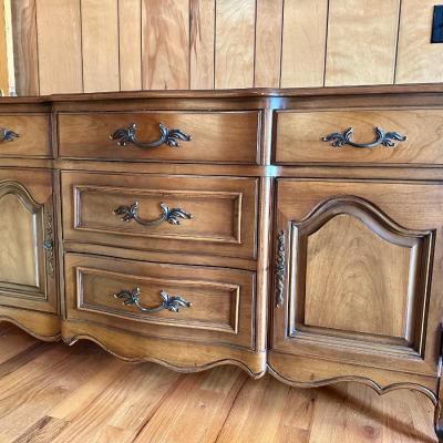MOUNT AIRY FURNITURE FRENCH PROVINCIAL BUFFET